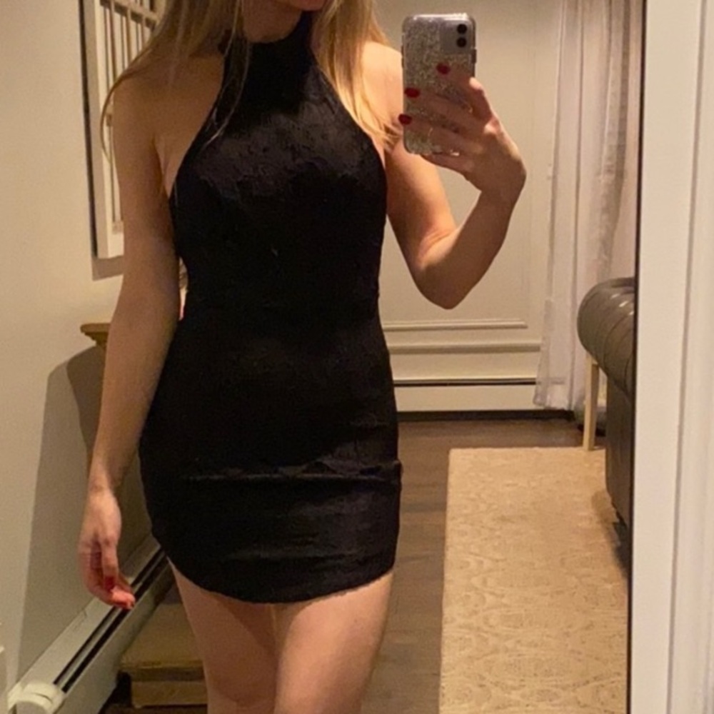 NWT!! Black lace Mini dress. Fully lined. SIZE 4